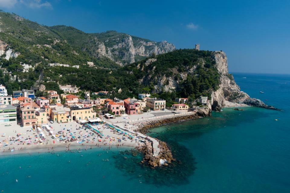 Ferienwohnung Sant'Antonio Finale Ligure Exterior foto